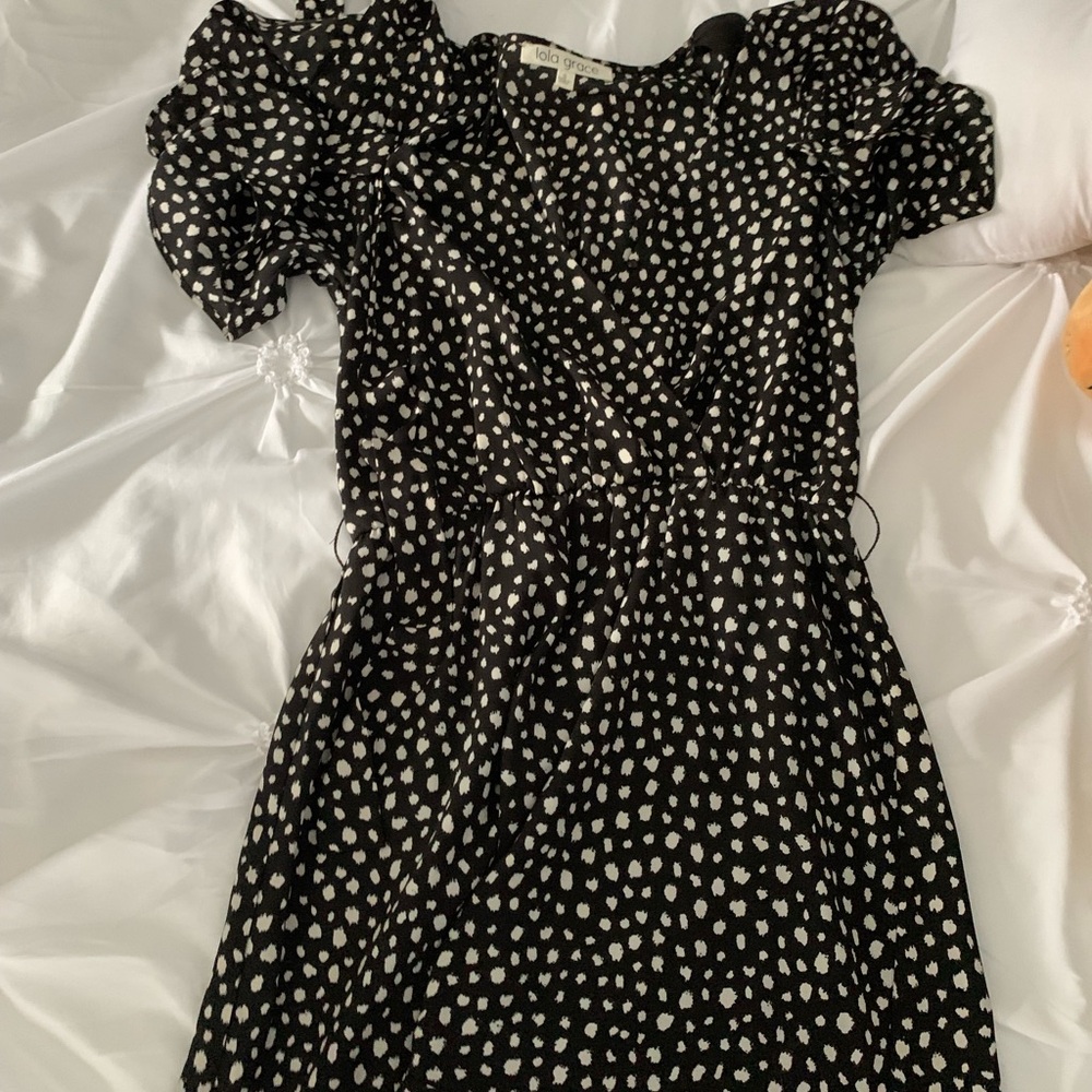 Black and White Ruched Puff Sleeve Mini Dress